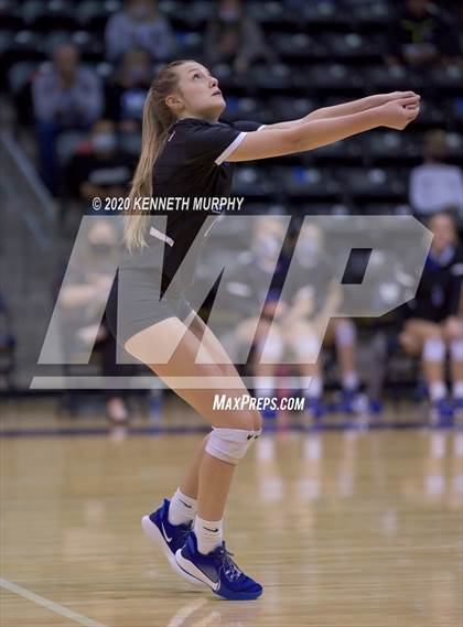 Thumbnail 3 in Midlothian vs Forney Playoff 5A Bi-District photogallery.