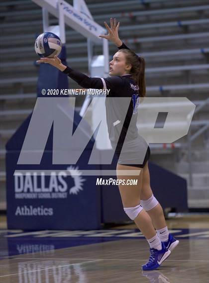 Thumbnail 2 in Midlothian vs Forney Playoff 5A Bi-District photogallery.