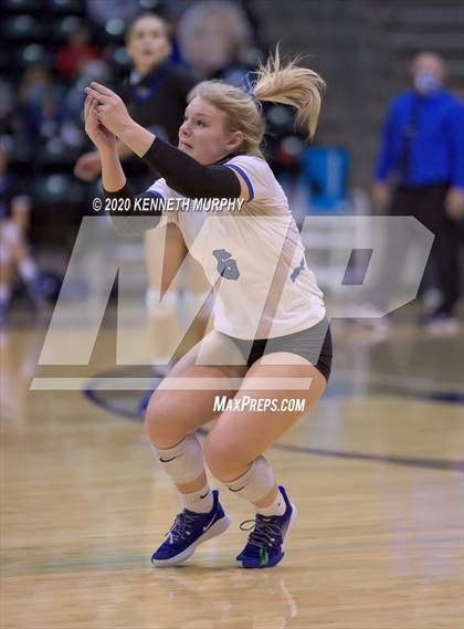 Thumbnail 3 in Midlothian vs Forney Playoff 5A Bi-District photogallery.