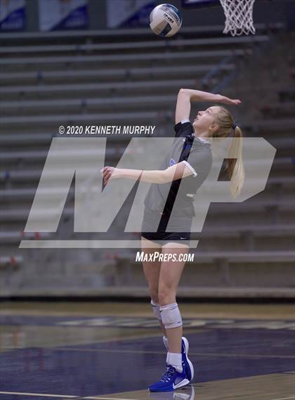 Thumbnail 1 in Midlothian vs Forney Playoff 5A Bi-District photogallery.