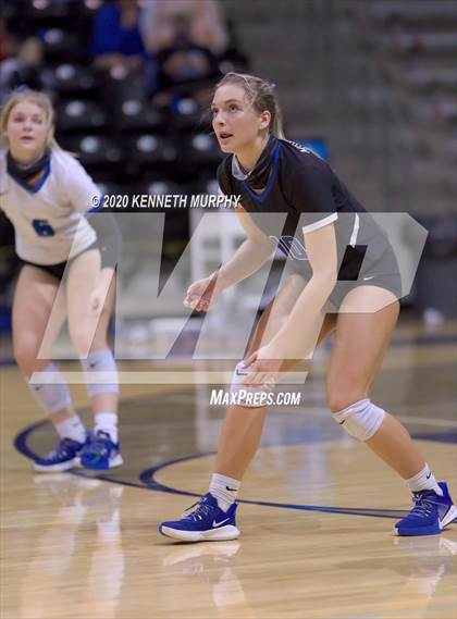 Thumbnail 1 in Midlothian vs Forney Playoff 5A Bi-District photogallery.