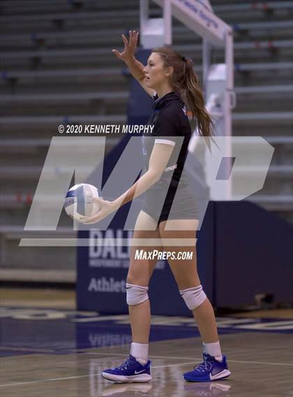 Thumbnail 1 in Midlothian vs Forney Playoff 5A Bi-District photogallery.