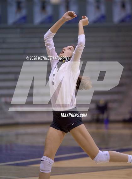 Thumbnail 3 in Midlothian vs Forney Playoff 5A Bi-District photogallery.