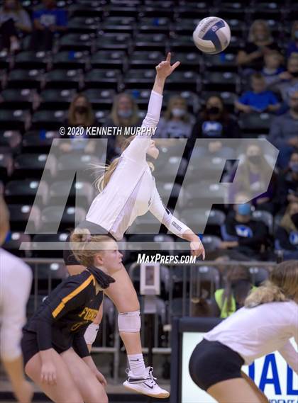 Thumbnail 2 in Midlothian vs Forney Playoff 5A Bi-District photogallery.
