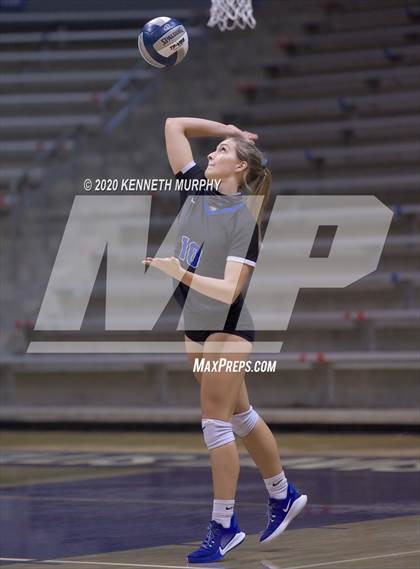 Thumbnail 2 in Midlothian vs Forney Playoff 5A Bi-District photogallery.