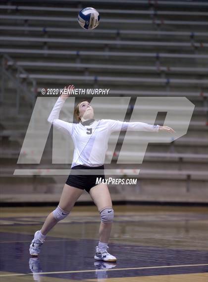 Thumbnail 1 in Midlothian vs Forney Playoff 5A Bi-District photogallery.
