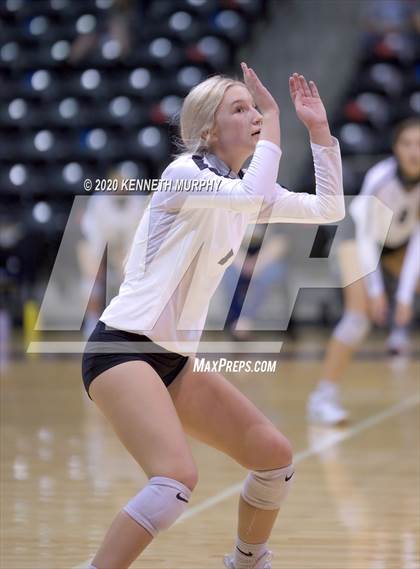 Thumbnail 3 in Midlothian vs Forney Playoff 5A Bi-District photogallery.