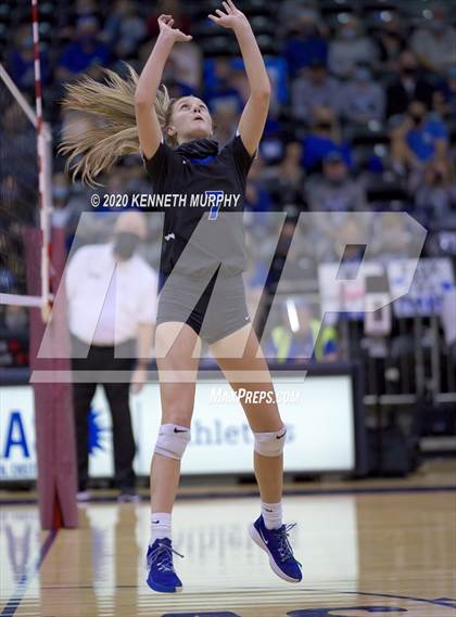 Thumbnail 1 in Midlothian vs Forney Playoff 5A Bi-District photogallery.