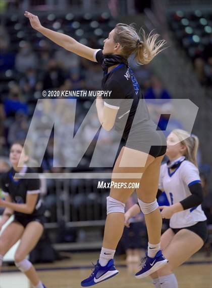 Thumbnail 2 in Midlothian vs Forney Playoff 5A Bi-District photogallery.