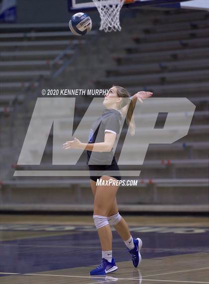 Thumbnail 1 in Midlothian vs Forney Playoff 5A Bi-District photogallery.