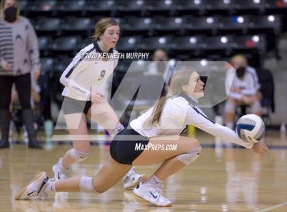 Thumbnail 2 in Midlothian vs Forney Playoff 5A Bi-District photogallery.