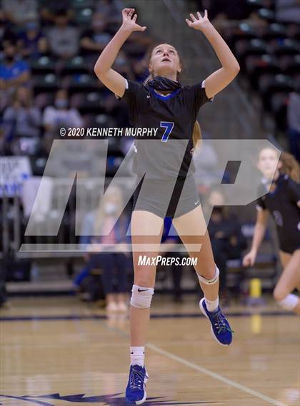 Thumbnail 2 in Midlothian vs Forney Playoff 5A Bi-District photogallery.