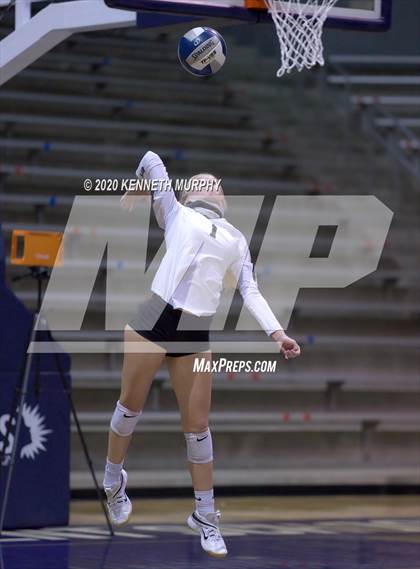 Thumbnail 2 in Midlothian vs Forney Playoff 5A Bi-District photogallery.