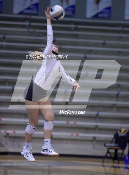 Thumbnail 3 in Midlothian vs Forney Playoff 5A Bi-District photogallery.