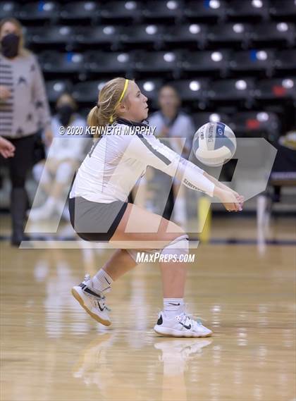 Thumbnail 1 in Midlothian vs Forney Playoff 5A Bi-District photogallery.