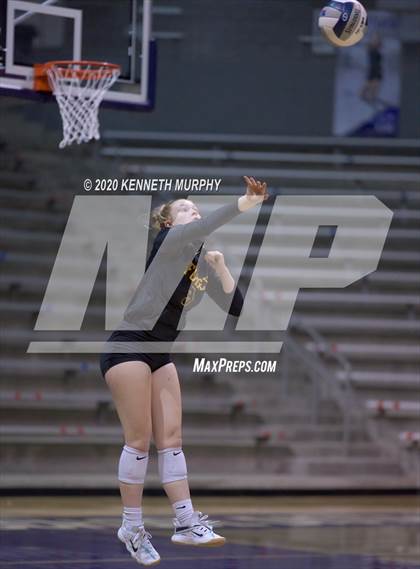 Thumbnail 1 in Midlothian vs Forney Playoff 5A Bi-District photogallery.