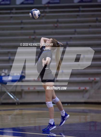 Thumbnail 3 in Midlothian vs Forney Playoff 5A Bi-District photogallery.