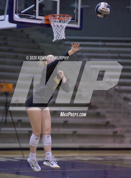 Thumbnail 3 in Midlothian vs Forney Playoff 5A Bi-District photogallery.