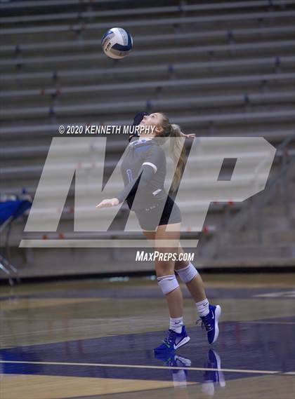 Thumbnail 2 in Midlothian vs Forney Playoff 5A Bi-District photogallery.