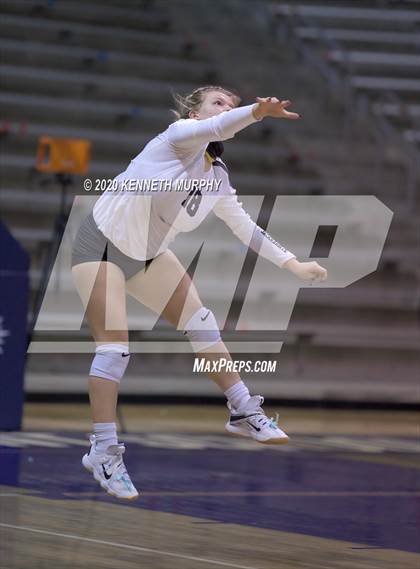 Thumbnail 3 in Midlothian vs Forney Playoff 5A Bi-District photogallery.