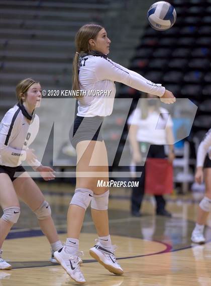 Thumbnail 2 in Midlothian vs Forney Playoff 5A Bi-District photogallery.