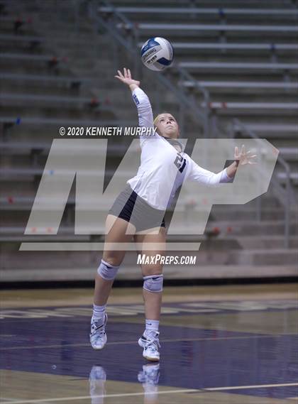 Thumbnail 1 in Midlothian vs Forney Playoff 5A Bi-District photogallery.