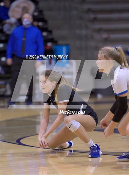 Thumbnail 3 in Midlothian vs Forney Playoff 5A Bi-District photogallery.
