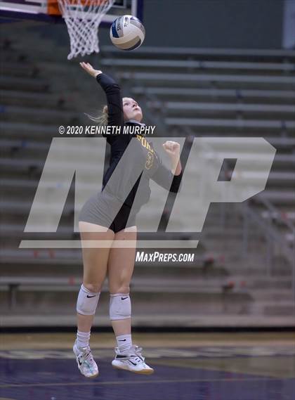 Thumbnail 3 in Midlothian vs Forney Playoff 5A Bi-District photogallery.