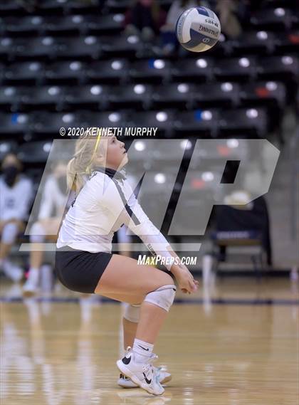 Thumbnail 2 in Midlothian vs Forney Playoff 5A Bi-District photogallery.