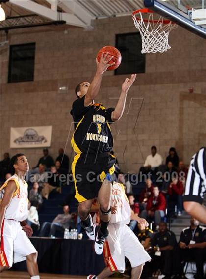 Thumbnail 2 in Taft vs Bishop Montgomery (Mission Prep Christmas Classic)  photogallery.
