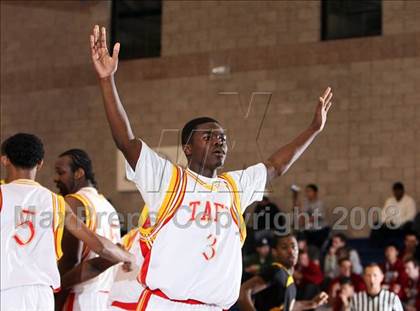 Thumbnail 2 in Taft vs Bishop Montgomery (Mission Prep Christmas Classic)  photogallery.