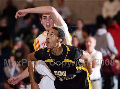 Thumbnail 1 in Taft vs Bishop Montgomery (Mission Prep Christmas Classic)  photogallery.