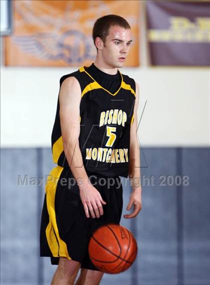 Thumbnail 1 in Taft vs Bishop Montgomery (Mission Prep Christmas Classic)  photogallery.