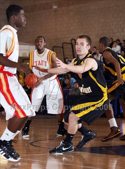 Thumbnail 2 in Taft vs Bishop Montgomery (Mission Prep Christmas Classic)  photogallery.