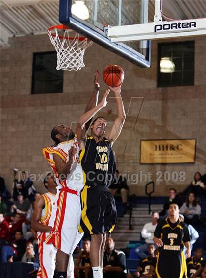 Thumbnail 2 in Taft vs Bishop Montgomery (Mission Prep Christmas Classic)  photogallery.
