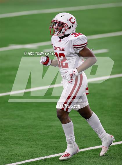 Thumbnail 2 in Carthage vs. Gilmer (UIL 4A Division 2 State Final) photogallery.