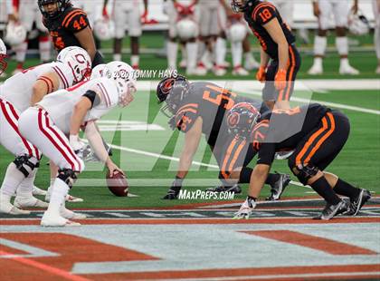 Thumbnail 1 in Carthage vs. Gilmer (UIL 4A Division 2 State Final) photogallery.