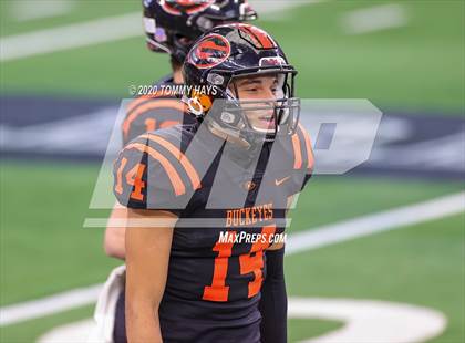 Thumbnail 2 in Carthage vs. Gilmer (UIL 4A Division 2 State Final) photogallery.