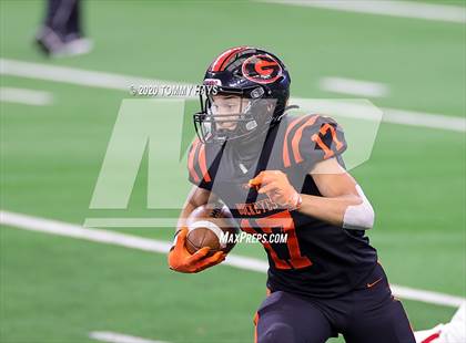 Thumbnail 3 in Carthage vs. Gilmer (UIL 4A Division 2 State Final) photogallery.