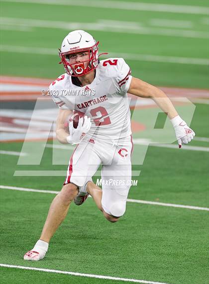 Thumbnail 2 in Carthage vs. Gilmer (UIL 4A Division 2 State Final) photogallery.