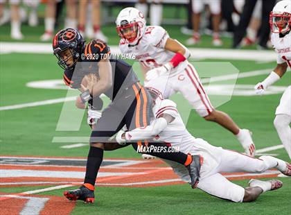Thumbnail 2 in Carthage vs. Gilmer (UIL 4A Division 2 State Final) photogallery.
