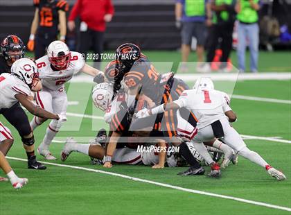 Thumbnail 1 in Carthage vs. Gilmer (UIL 4A Division 2 State Final) photogallery.