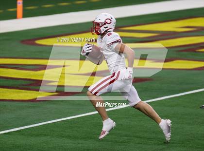 Thumbnail 3 in Carthage vs. Gilmer (UIL 4A Division 2 State Final) photogallery.