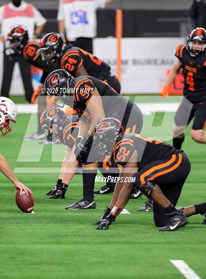 Thumbnail 3 in Carthage vs. Gilmer (UIL 4A Division 2 State Final) photogallery.