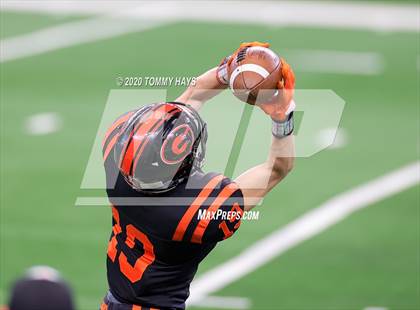 Thumbnail 1 in Carthage vs. Gilmer (UIL 4A Division 2 State Final) photogallery.