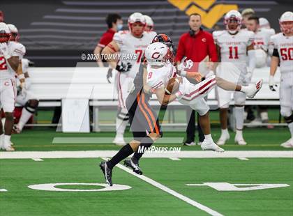 Thumbnail 3 in Carthage vs. Gilmer (UIL 4A Division 2 State Final) photogallery.