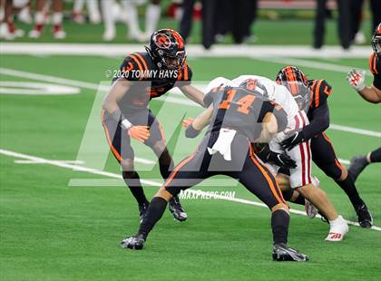 Thumbnail 1 in Carthage vs. Gilmer (UIL 4A Division 2 State Final) photogallery.