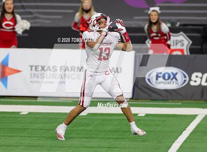 Thumbnail 1 in Carthage vs. Gilmer (UIL 4A Division 2 State Final) photogallery.