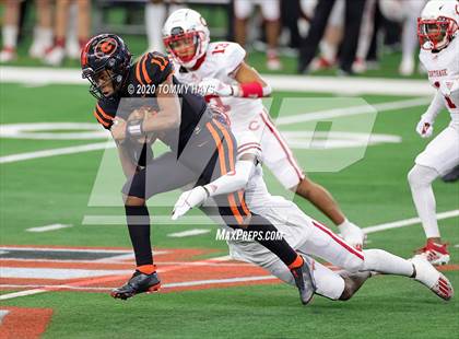 Thumbnail 1 in Carthage vs. Gilmer (UIL 4A Division 2 State Final) photogallery.