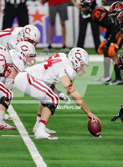 Thumbnail 2 in Carthage vs. Gilmer (UIL 4A Division 2 State Final) photogallery.